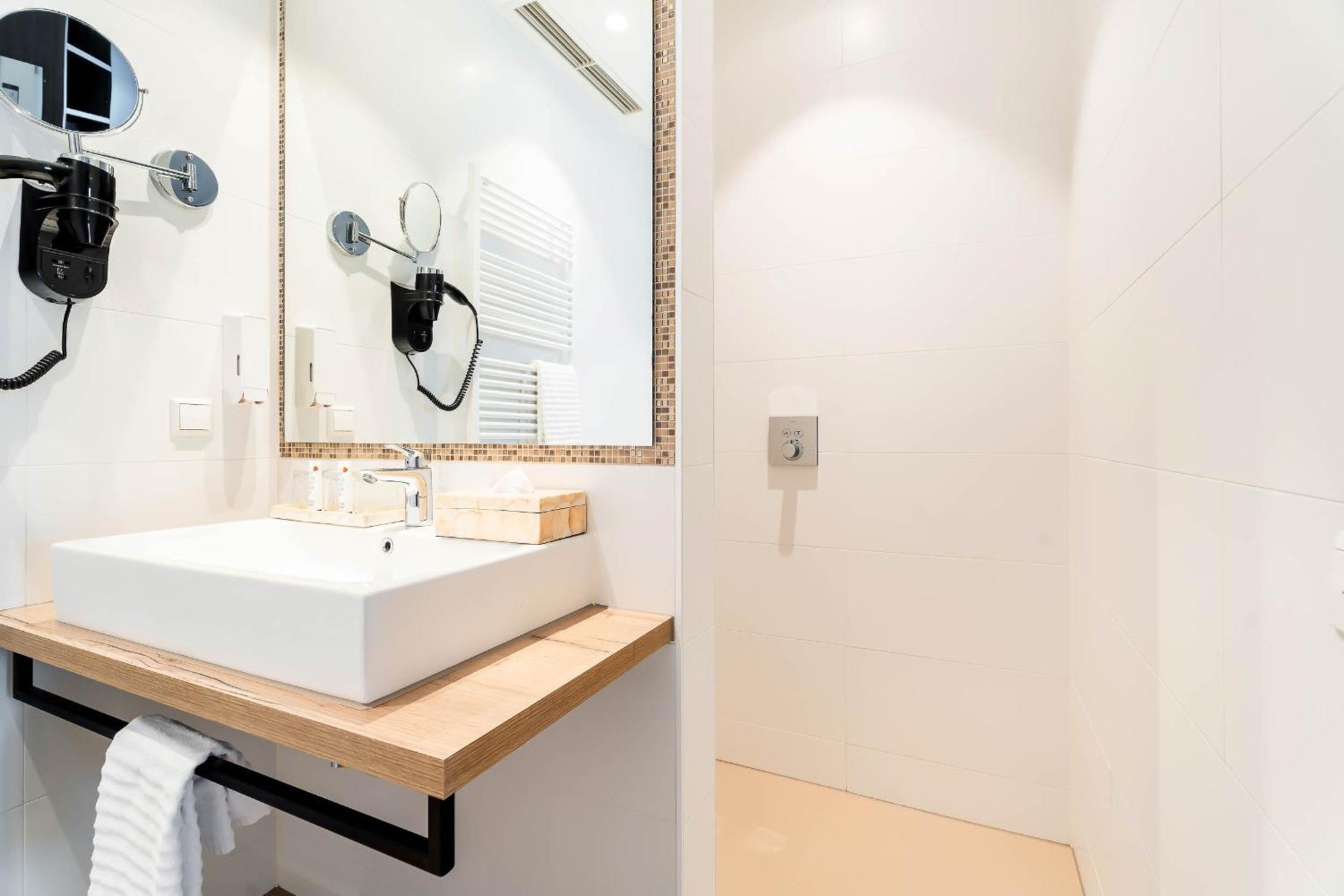 Hotel Maassluis Luaran gambar