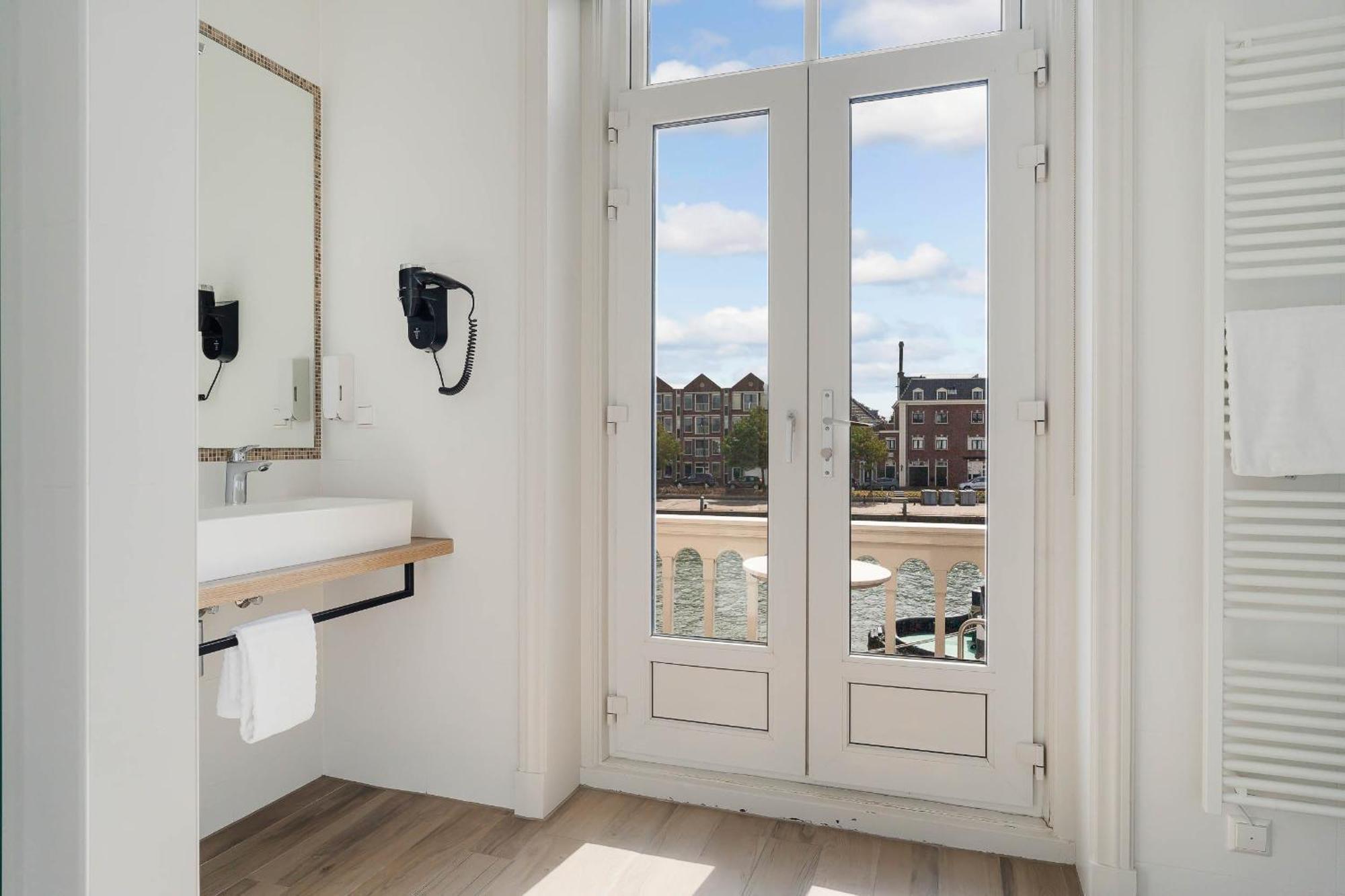 Hotel Maassluis Luaran gambar